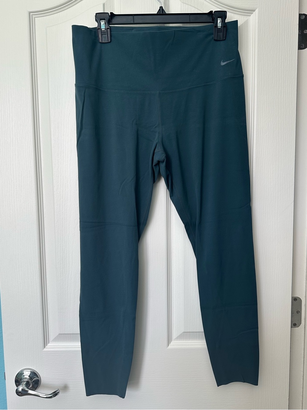 Nike Women's Teal High-Rise Leggings